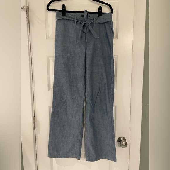 Banana Republic Pants - Banana Republic Chambray Cotton Blue Wide-Leg Pants with Tie, Size 0